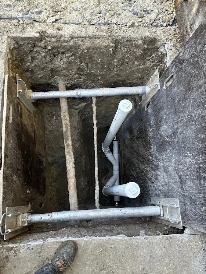 Experienced plumber completing Drain Cleaning work in Polk City